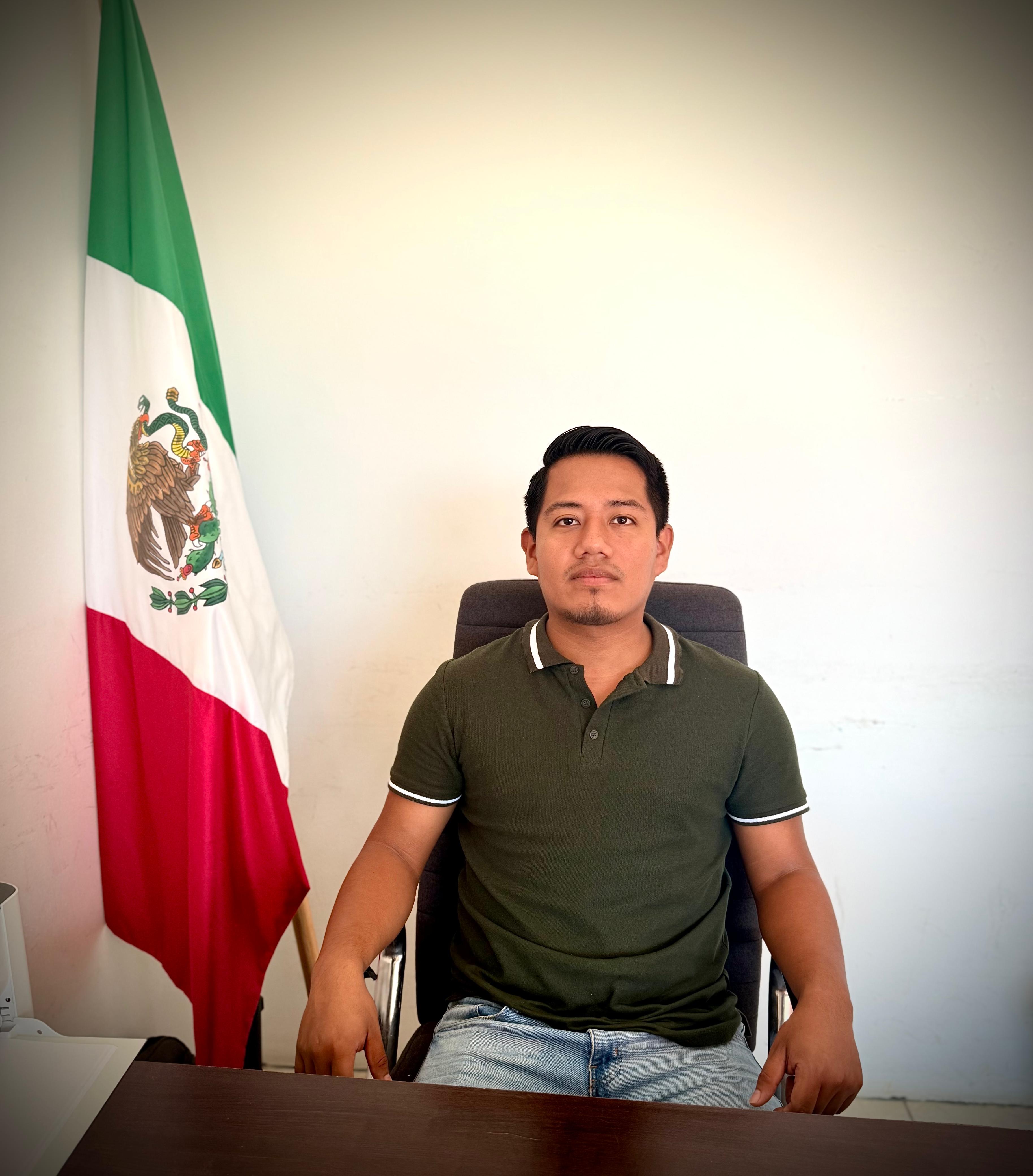 Lic. Ever Pérez Morales