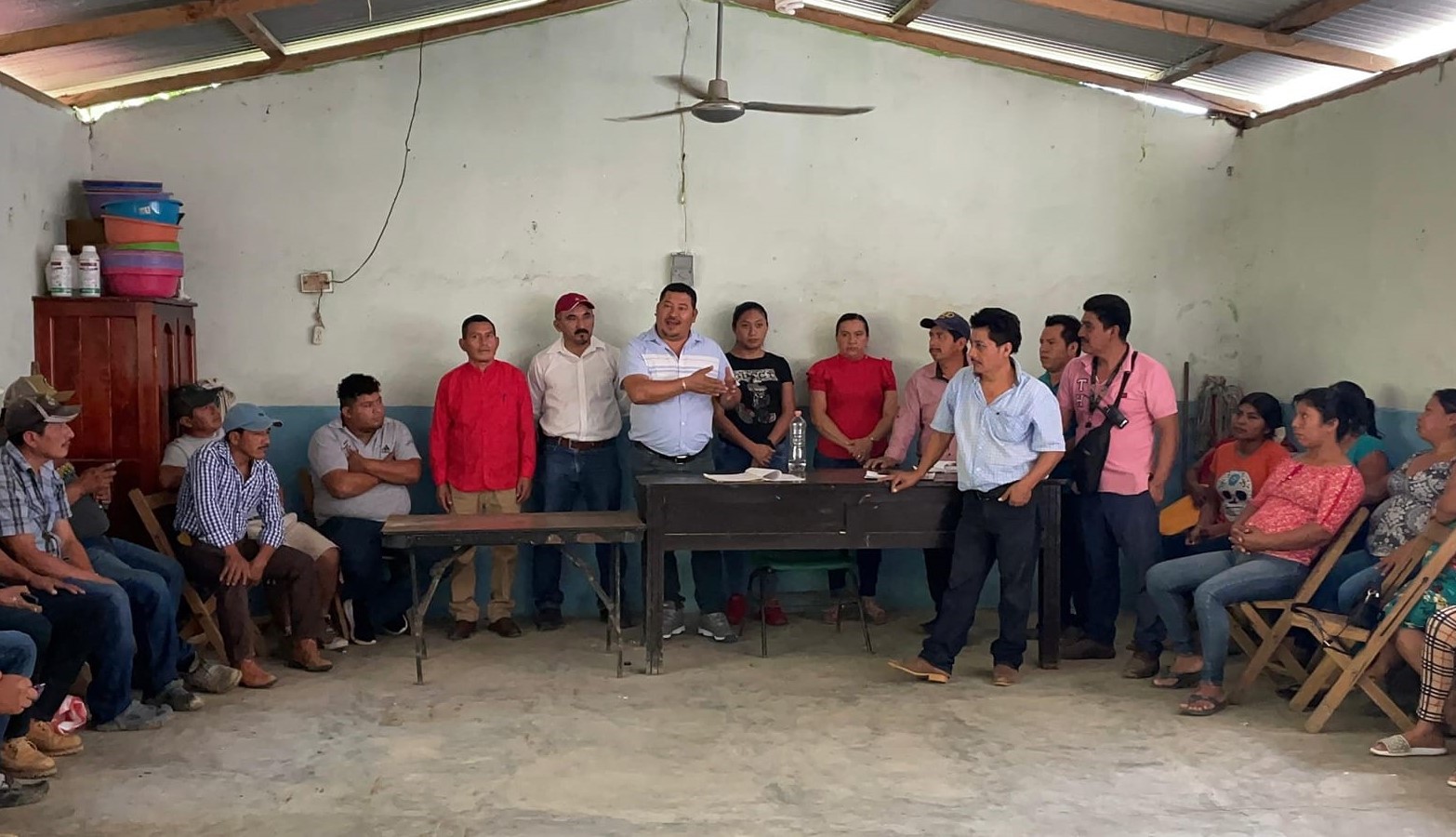 EL PRESIDENTE MUNICIPAL PARTICIPA EN ASAMBLEA