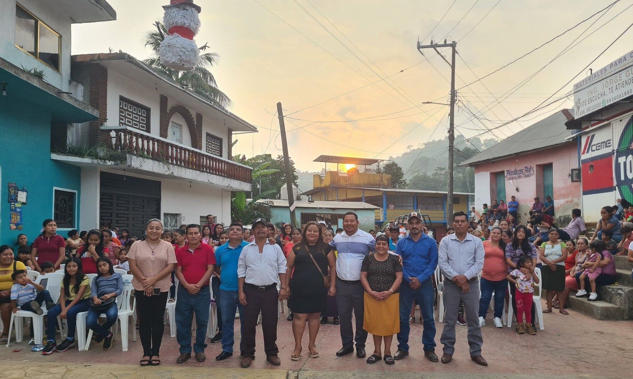 Fiesta de fin de año con las familias de algunos Barrios