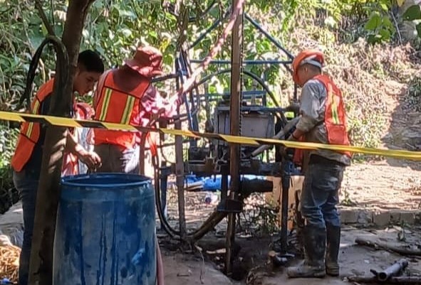 BANDERAZO DE INICIO PARA LA CONSTRUCCIÓN DE POZO PROFUNDO